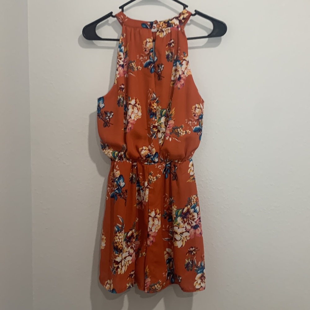 romper - Picture 2 of 2